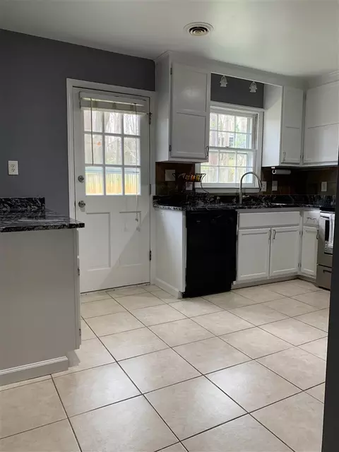 6113 Summerfield Dr, Durham, NC 27712 photo 14