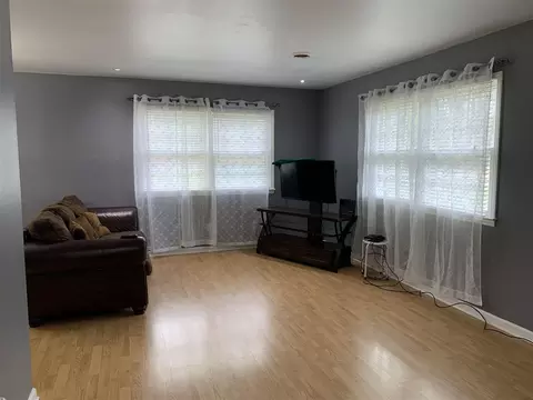 6113 Summerfield Dr, Durham, NC 27712 photo 8