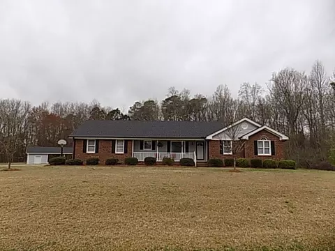 103 Windmere Dr, Angier, NC 27501 photo 1