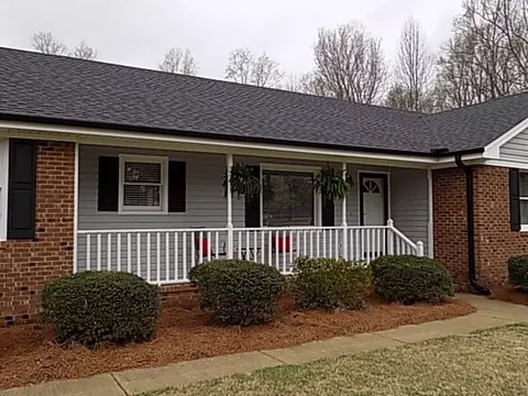 103 Windmere Dr, Angier, NC 27501 photo 2
