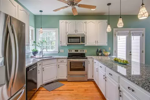 6908 Spring Dr, Raleigh, NC 27613 photo 12