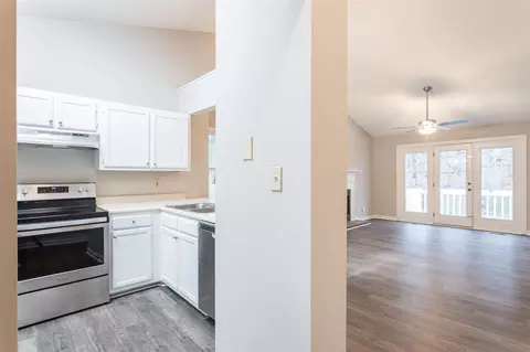 1302 Logan St, Durham, NC 27704 photo 5