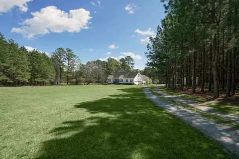 65 Godwin Rd, Benson, NC 27504 photo 3