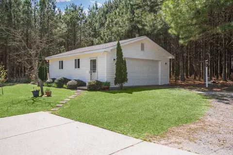 65 Godwin Rd, Benson, NC 27504 photo 4
