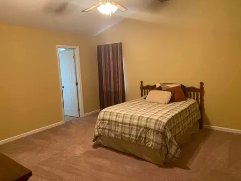 525 Hillcrest Dr, Garner, NC 27529 photo 3