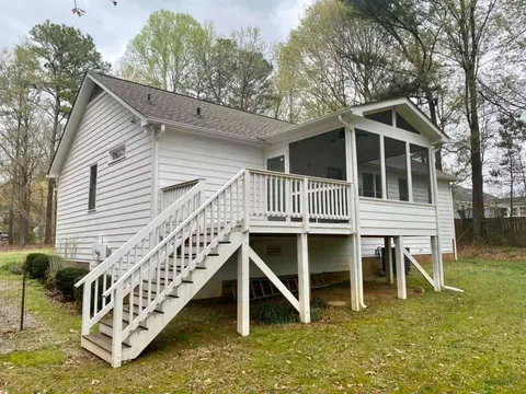 525 Hillcrest Dr, Garner, NC 27529 photo 4