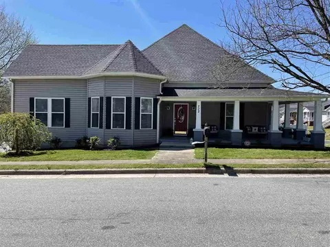 712 Sideview St, Graham, NC 27253 photo 1