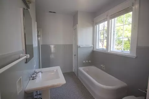 320 W Trinity Ave, Durham, NC 27701 photo 13