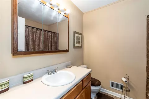 5205 Old Well St, Durham, NC 27704 photo 10
