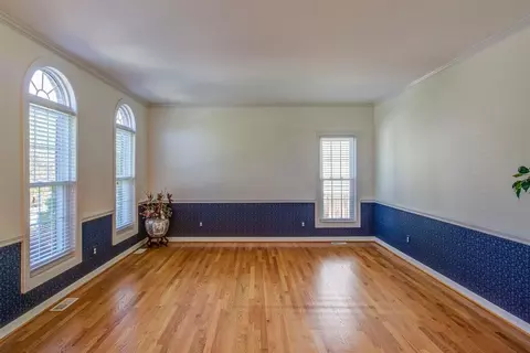 100 Greygate Pl, Cary, NC 27518 photo 9