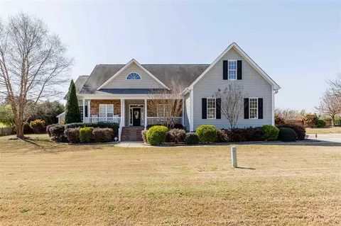 33 Pleasant Ln, Willow Spring, NC 27592 photo 1