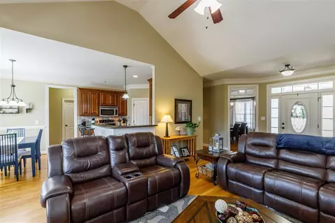 33 Pleasant Ln, Willow Spring, NC 27592 photo 10