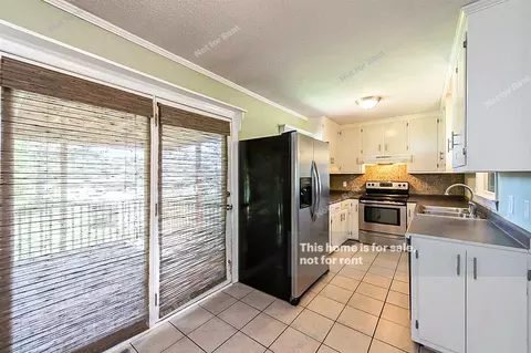 323 Bandock Dr, Durham, NC 27703 photo 4