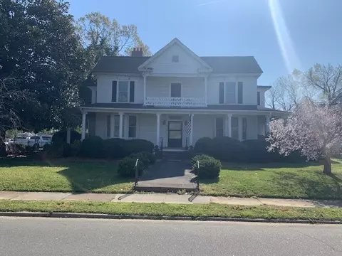 412 S Main St, Roxboro, NC 27573 photo 1