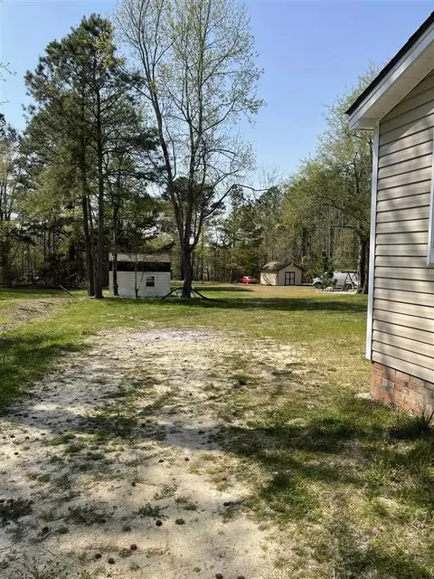 1096 Aquilla Rd, Benson, NC 27504 photo 3
