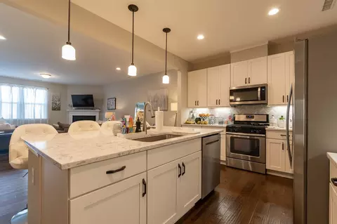 1106 Beyer Pl, Durham, NC 27703 photo 3