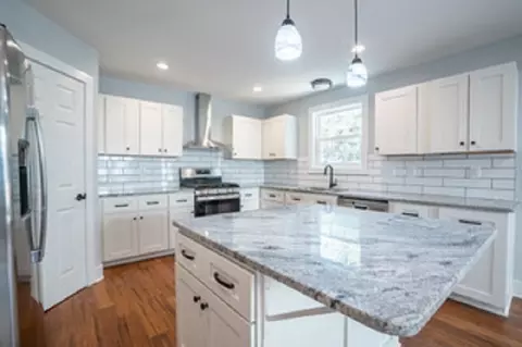 604 Dunbar St, Durham, NC 27701 photo 2