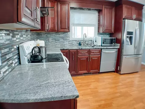 409 E Dynasty Dr, Cary, NC 27513 photo 3
