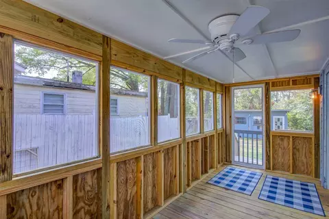 214 E Holt St, Smithfield, NC 27577 photo 23