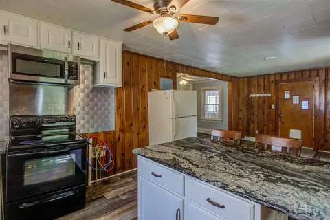 214 E Holt St, Smithfield, NC 27577 photo 20