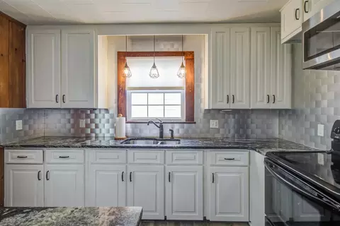 214 E Holt St, Smithfield, NC 27577 photo 18