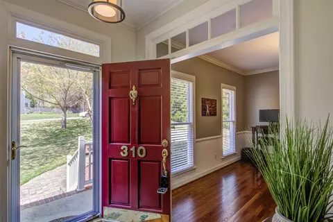 310 Parkgate Dr, Cary, NC 27519 photo 2