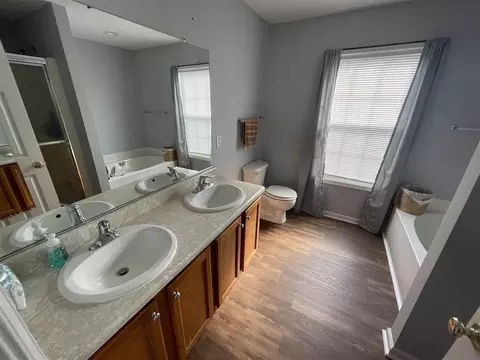2107 Cedar Grove Dr, Durham, NC 27703 photo 9