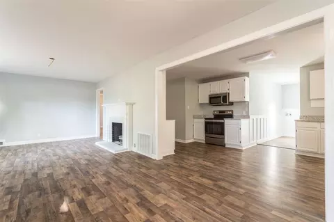 907 Wade Ave, Garner, NC 27529 photo 7