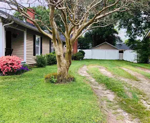 509 E Church St, Smithfield, NC 27577 photo 4