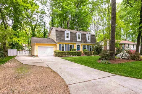 1020 Askham Dr, Cary, NC 27511 photo 1