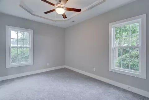 818 E Divine St, Dunn, NC 28334 photo 4