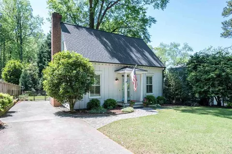 2011 Carroll Dr, Raleigh, NC 27608 photo 2