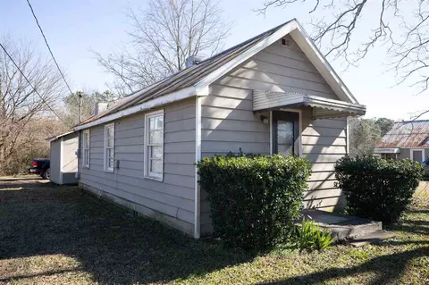 902 E Main St, Clayton, NC 27520 photo 2