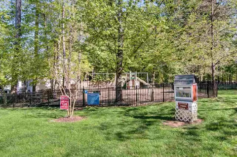 8 Firethorn Ct, Durham, NC 27712 photo 23