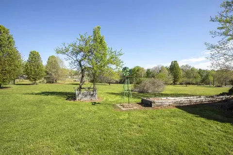 73 Quartergate Rd, Roxboro, NC 27574 photo 10