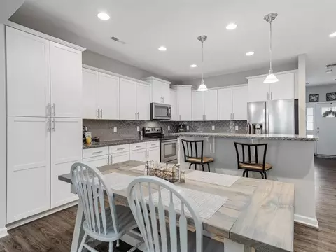 426 Irving Way, Durham, NC 27703 photo 8