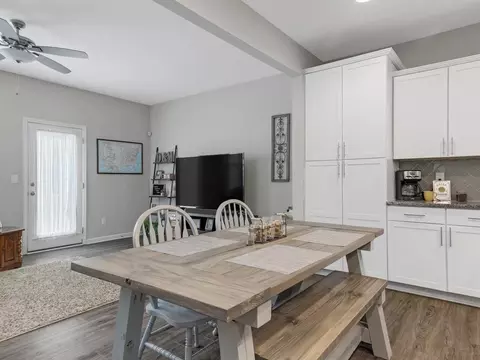 426 Irving Way, Durham, NC 27703 photo 4