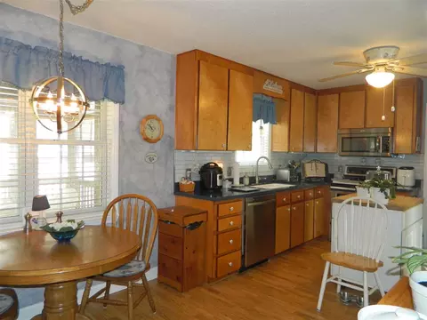 6 Atlantic Ave, Benson, NC 27504 photo 8