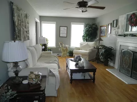 6 Atlantic Ave, Benson, NC 27504 photo 3
