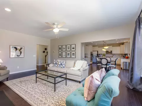 3405 Flat River Dr, Durham, NC 27703 photo 4