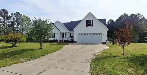 29 Foxhound Ct, Benson, NC 27504 photo 2