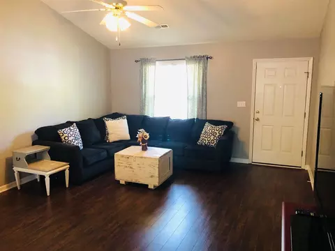 446 E Rose St, Smithfield, NC 27577 photo 5