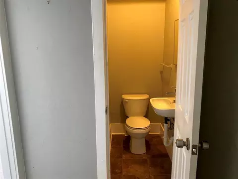 1106 Taylor St, Durham, NC 27701 photo 9