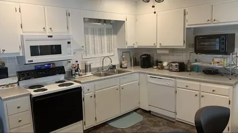 1507 Riddle Rd, Durham, NC 27713 photo 4
