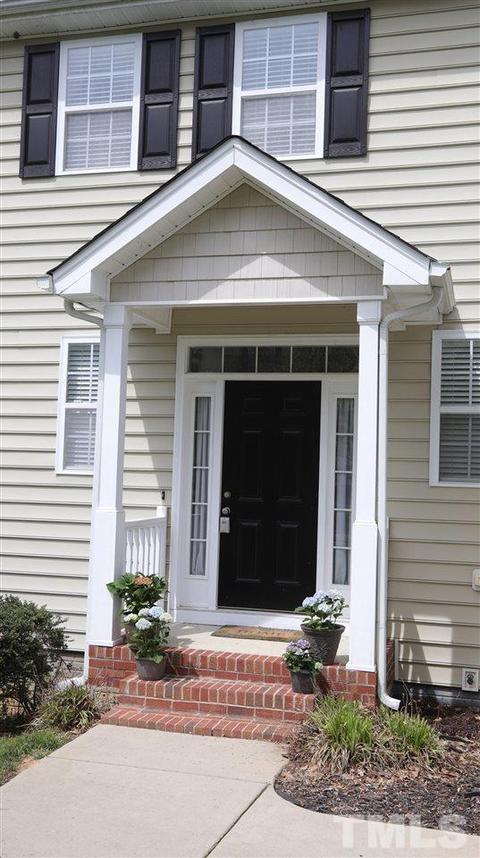 130 Roan Dr, Garner, NC 27529 photo 2