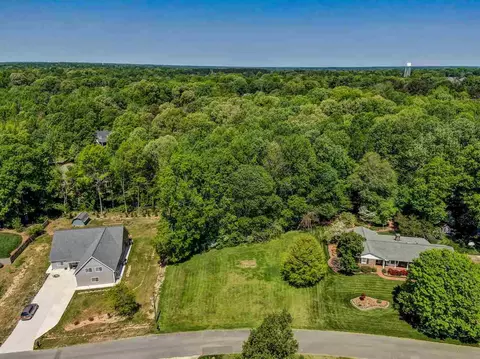 112 Trinity Dr, Elon, NC 27244 photo 1