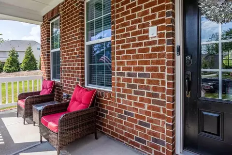 91 E Calvert Ct, Clayton, NC 27527 photo 3
