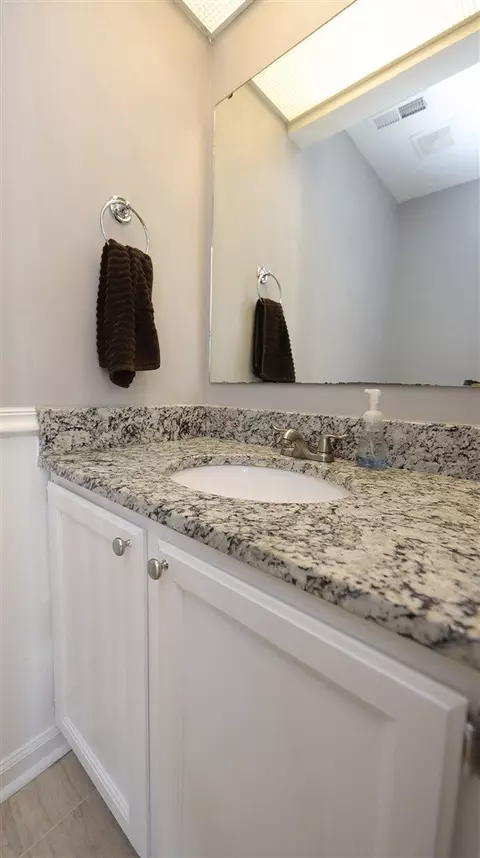 526 Finley St, Durham, NC 27705 photo 7