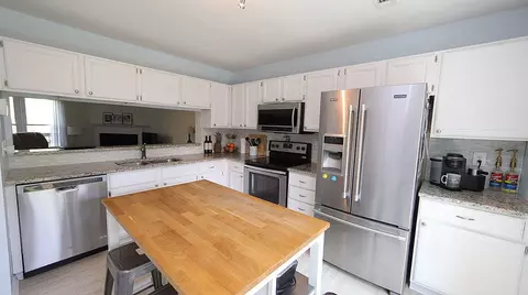 526 Finley St, Durham, NC 27705 photo 3