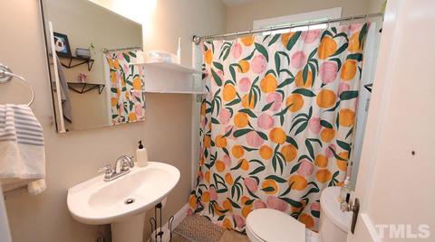 110 Dixie Trl, Raleigh, NC 27607 photo 9